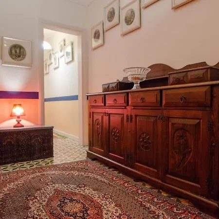 Apartamento Sophisticated Flat In The Heart Of Taksim! *