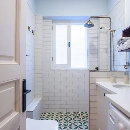 Sophisticated Flat In The Heart Of Taksim! Istambul