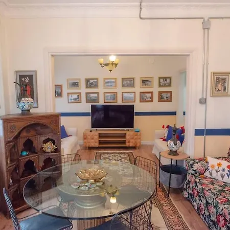 アパート Sophisticated Flat In The Heart Of Taksim! イスタンブール