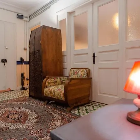Sophisticated Flat In The Heart Of Taksim! * Istanbul