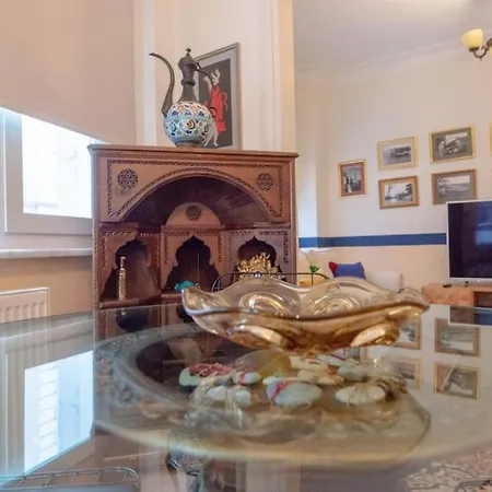 Sophisticated Flat In The Heart Of Taksim! *