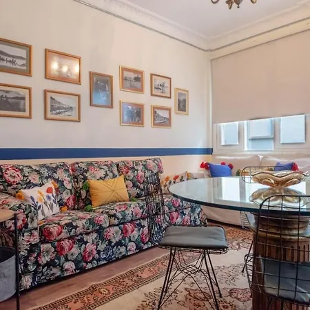 Sophisticated Flat In The Heart Of Taksim!