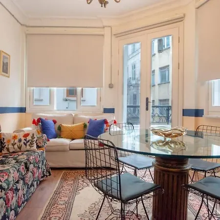 Apartman Sophisticated Flat In The Heart Of Taksim!